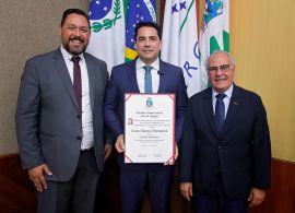 Celso Gallegario recebe Título de Cidadão Honorário de Foz do Iguaçu